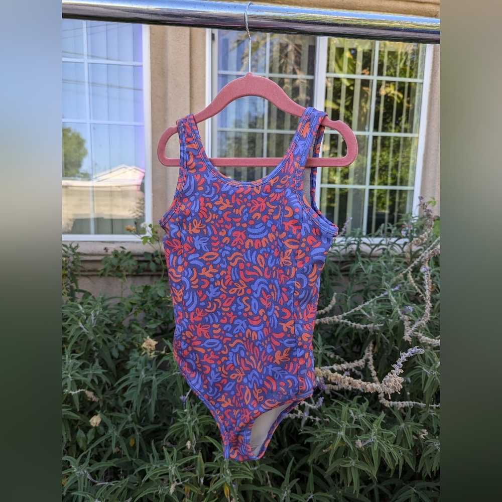 REI girls swimsuit one piece floral small 8 print